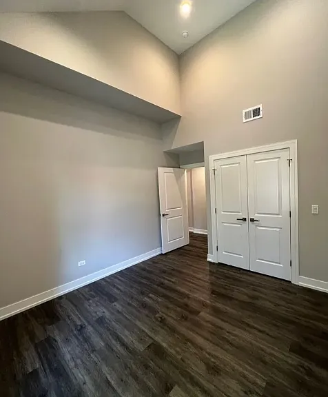 4851 N Claremont Ave #205 — Photo 6