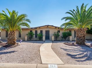 909 S Roslyn Pl, Mesa, AZ 85208