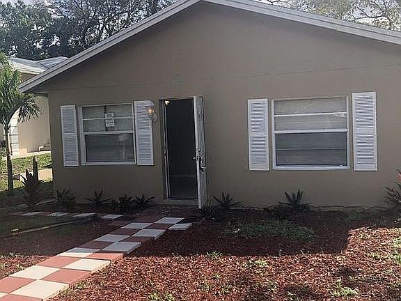 2nd image of 1412 SW 33rd Ct