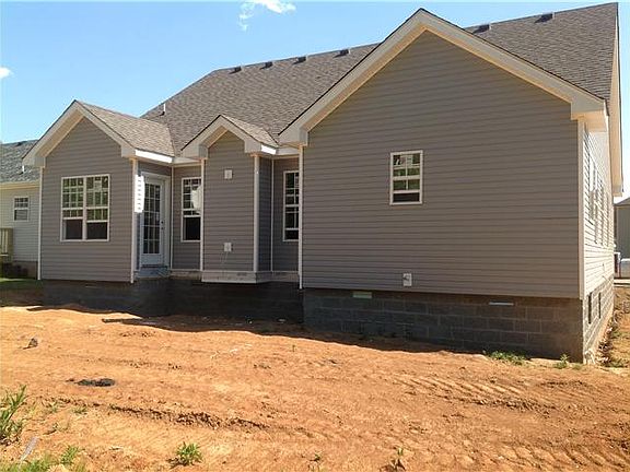 2nd image of 297 Fox Xing Lot 297