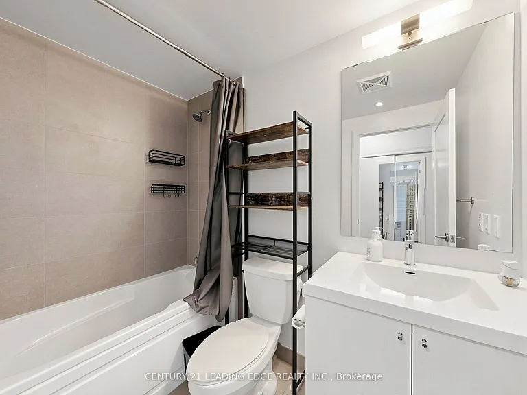 2550 Simcoe St N #409 — Photo 25