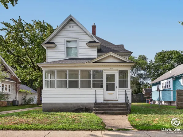 180 W 18th St, Holland, MI 49423