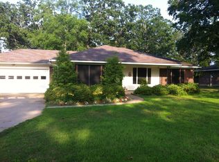 400 Edgewood Cir, Lufkin, TX 75904