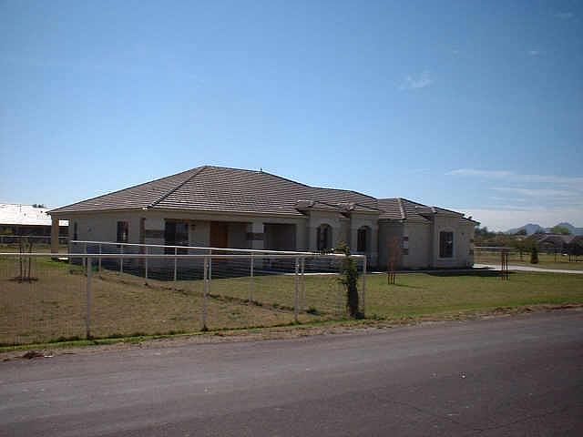1st image of 1095 W VIA DE PALMAS Drive