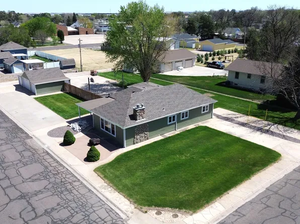 243 W 14th St, Imperial, NE 69033