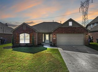2713 W Quinton St, Broken Arrow, OK 74011