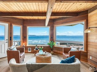 8044 SW Klahanie Rd, Vashon, WA 98070