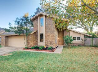 12735 Corona Ln, Houston, TX 77072