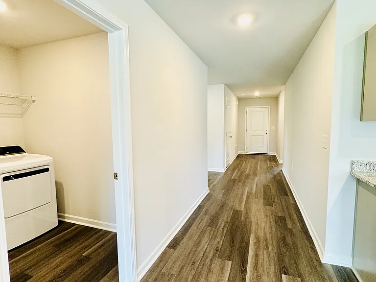 809 Rivas Way — Photo 4