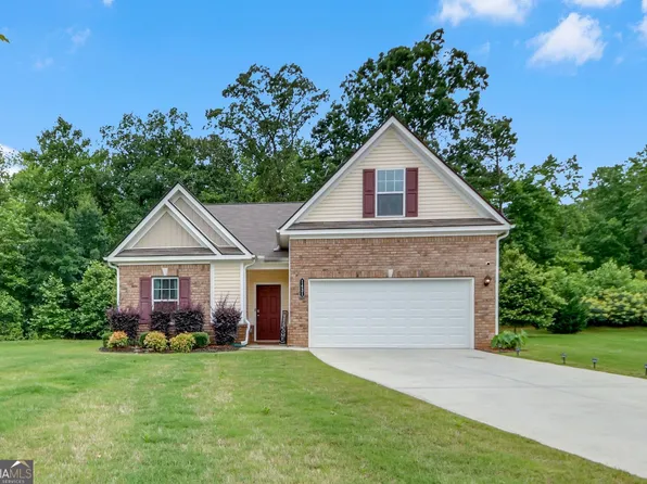 1431 Beckett Dr, Hampton, GA 30228