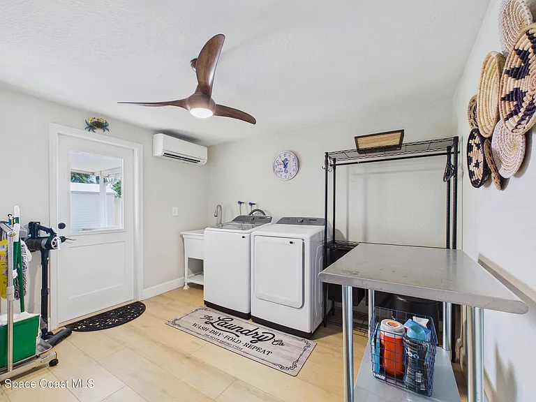 172 E Dover St — Photo 38