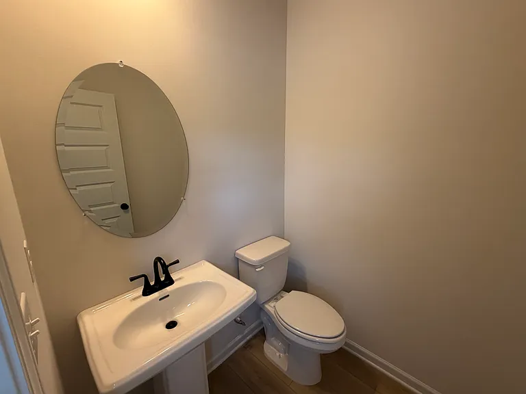 4917 Dresden Loop — Photo 16