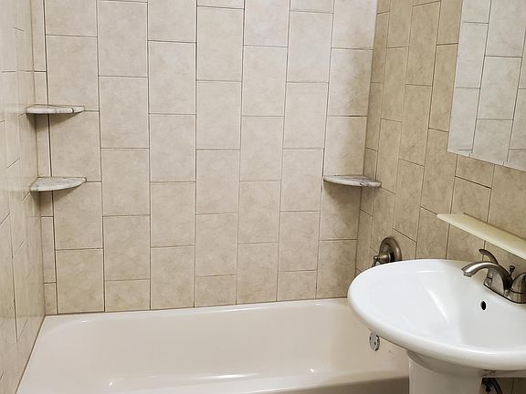 Tub