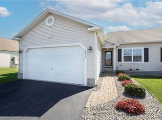 4976 Wintersweet Dr, Liverpool, NY 13088