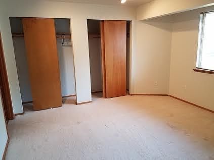 5th image of 5724 Wisteria Ln NE