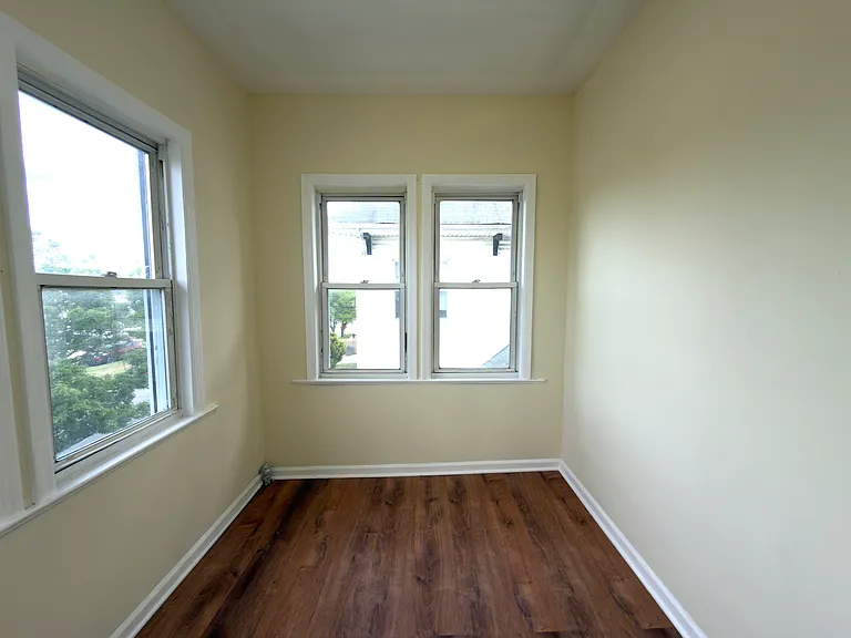 302 W Hudson St #1 — Photo 11