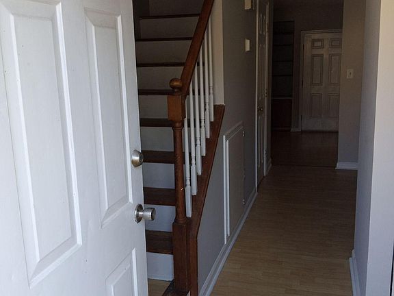 3rd image of 1138 Park St #1138