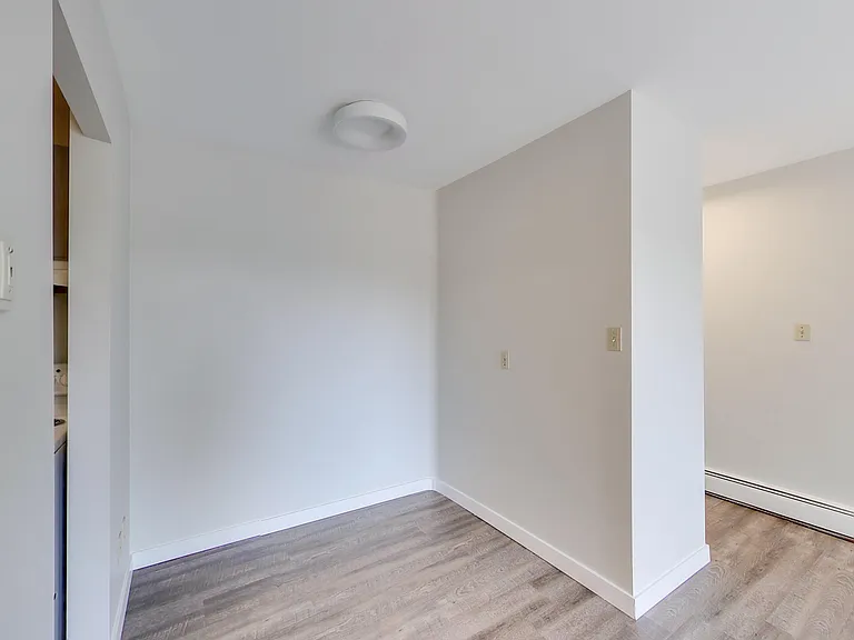 233 Durand St #110 — Photo 7