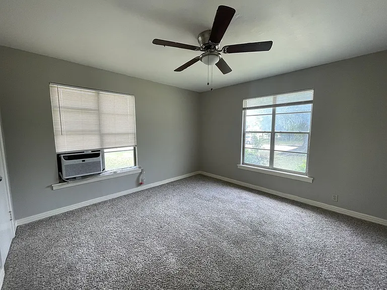 815 Dugan St — Photo 5