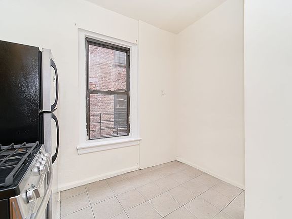 5th image of 587 W 177th St APT 21