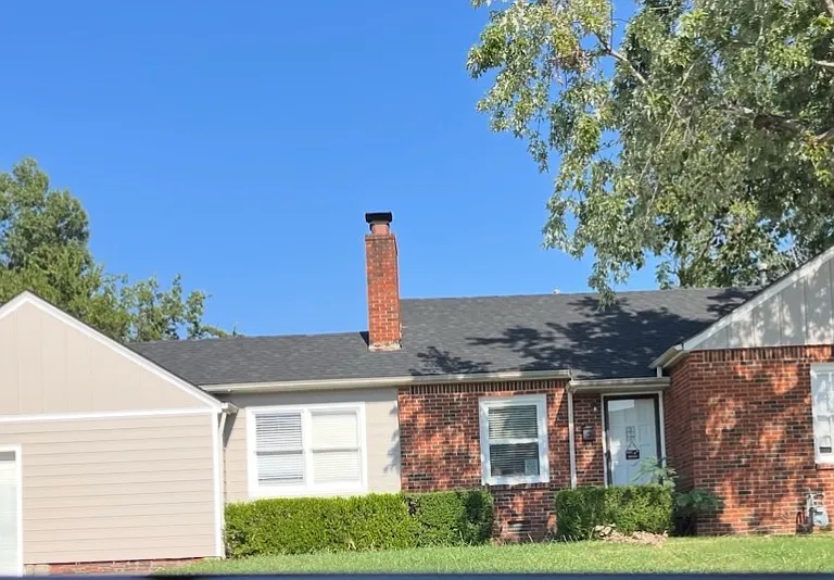1237 S Delaware Ave — Photo 1