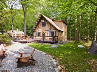 136 Tomhickon Trl, Pocono Lake, PA