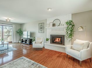 4613 American Ash Dr, Madison, WI 53704