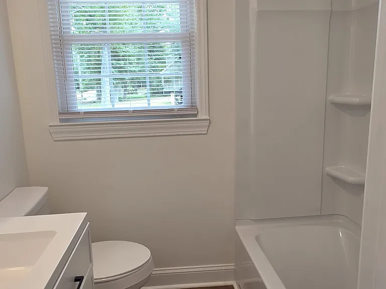 1011 Cedar Dr S #A — Photo 13