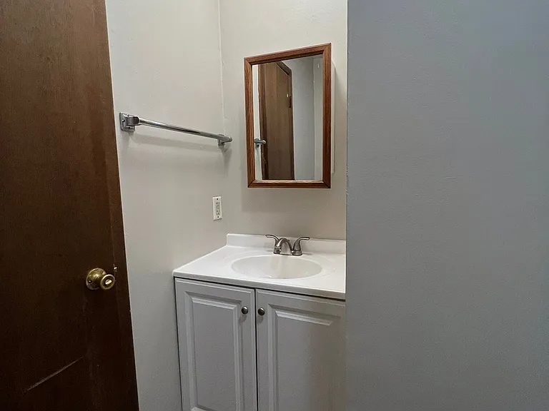 35 E Pleasant View Dr — Photo 21