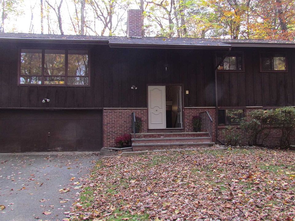 1st image of 11 Hudson Dr