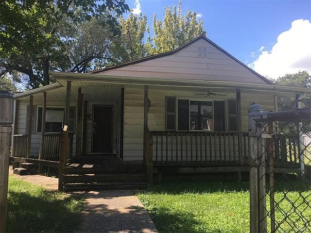 1st image of 2727 Buxton Ave