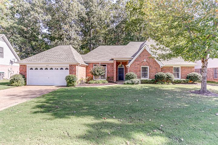 1st image of 8898 Forest Breeze Dr