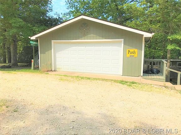 3rd image of 32389 Holligon Dr