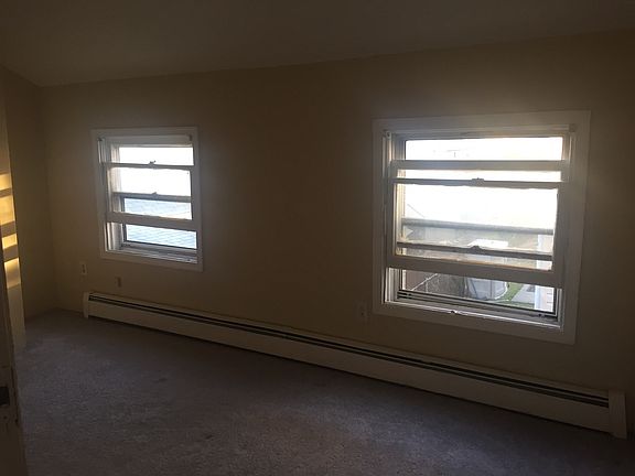 3rd image of 16 Stpauls Dr