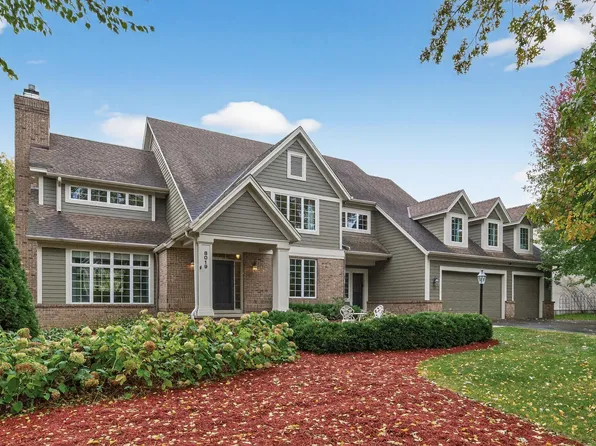 8019 Marsh Creek Rd, Woodbury, MN 55125