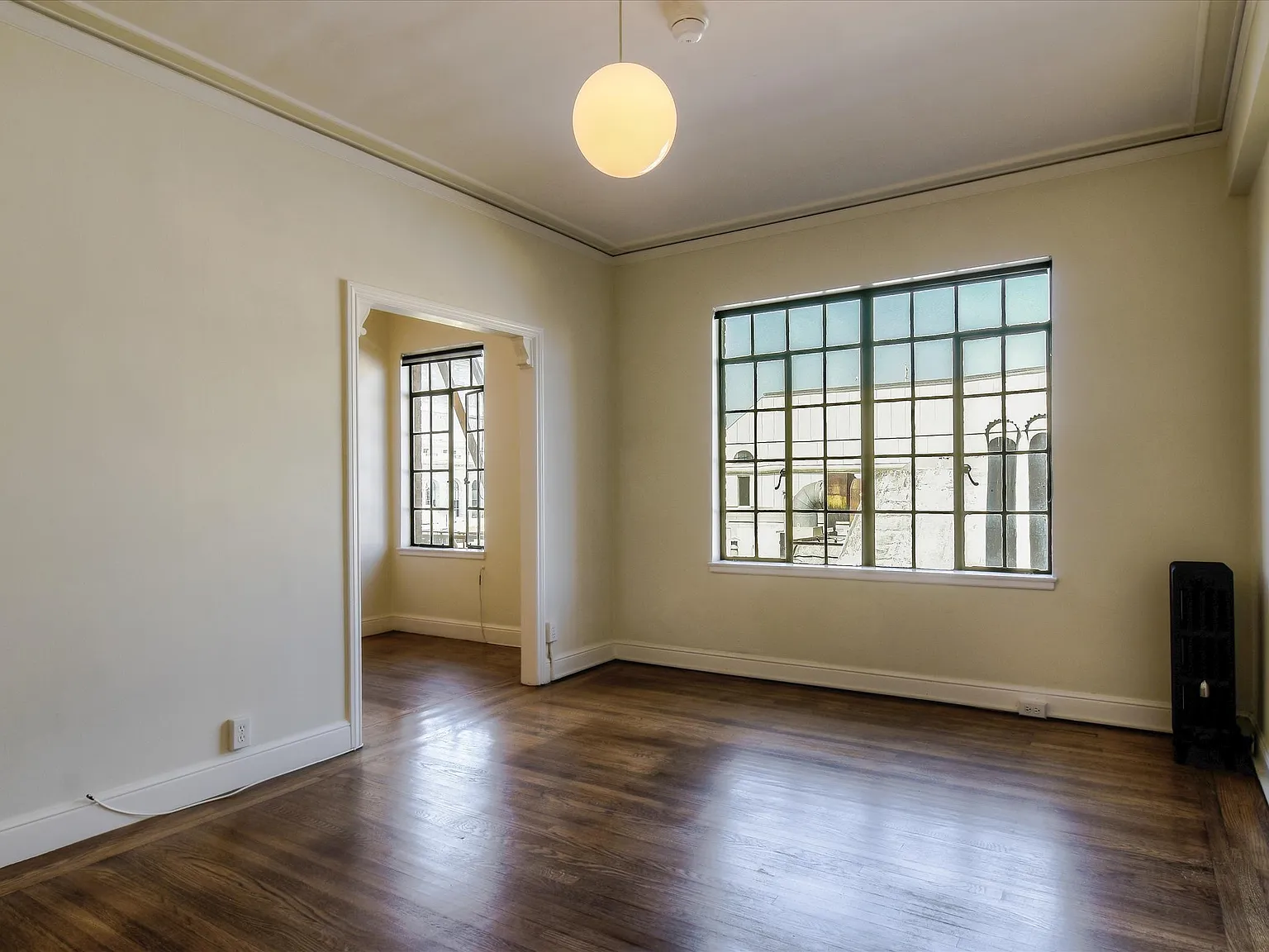 Studio, $3,695 — Photo 4