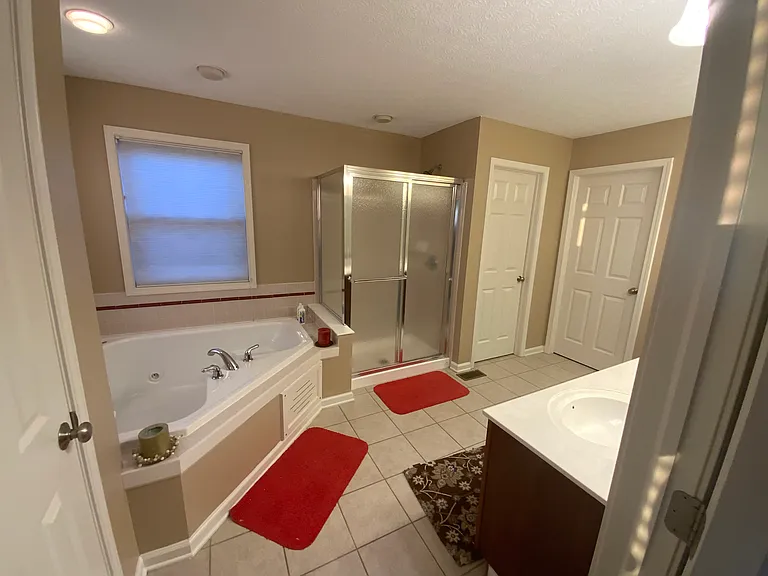 7337 Clover Park Way — Photo 12