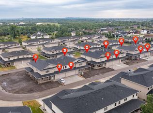 812 Compass Loop, Bismarck, ND 58504