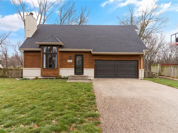 16000 W 124th Cir, Olathe, KS 66062