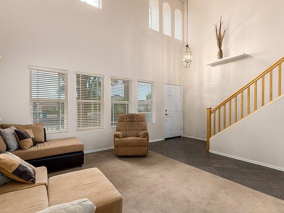 4th image of 17410 W Caribbean Ln