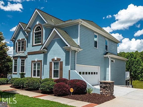 5th image of 225 Heritage Lake Dr