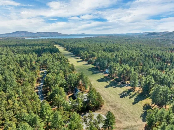 26 Logan Way, Ossipee, NH 03864