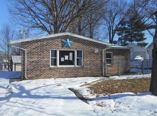 85 5th Ave, Fayetteville, PA 17222