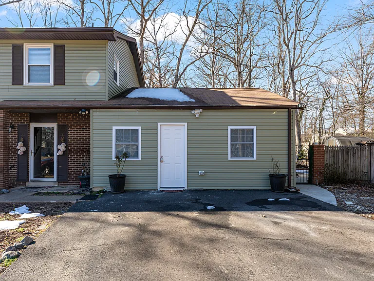 2 Webster Ct — Photo 20