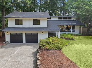 7520 86th Ave SE, Mercer Island, WA 98040