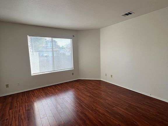 5th image of 5945 Sunrise Hills Dr