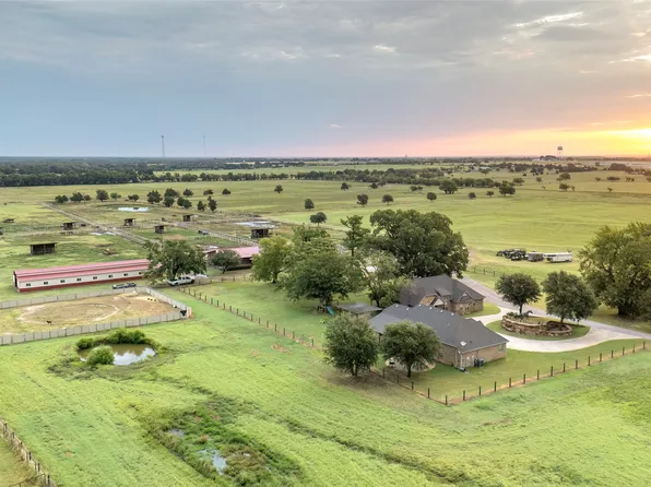 777 Stiles Rd, Whitesboro, TX 76273