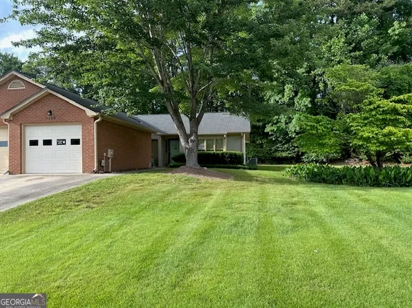 7109 Forest Ln, Union City, GA 30291