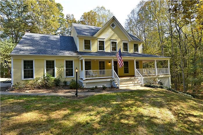 1st image of 10716 Fawn Dr