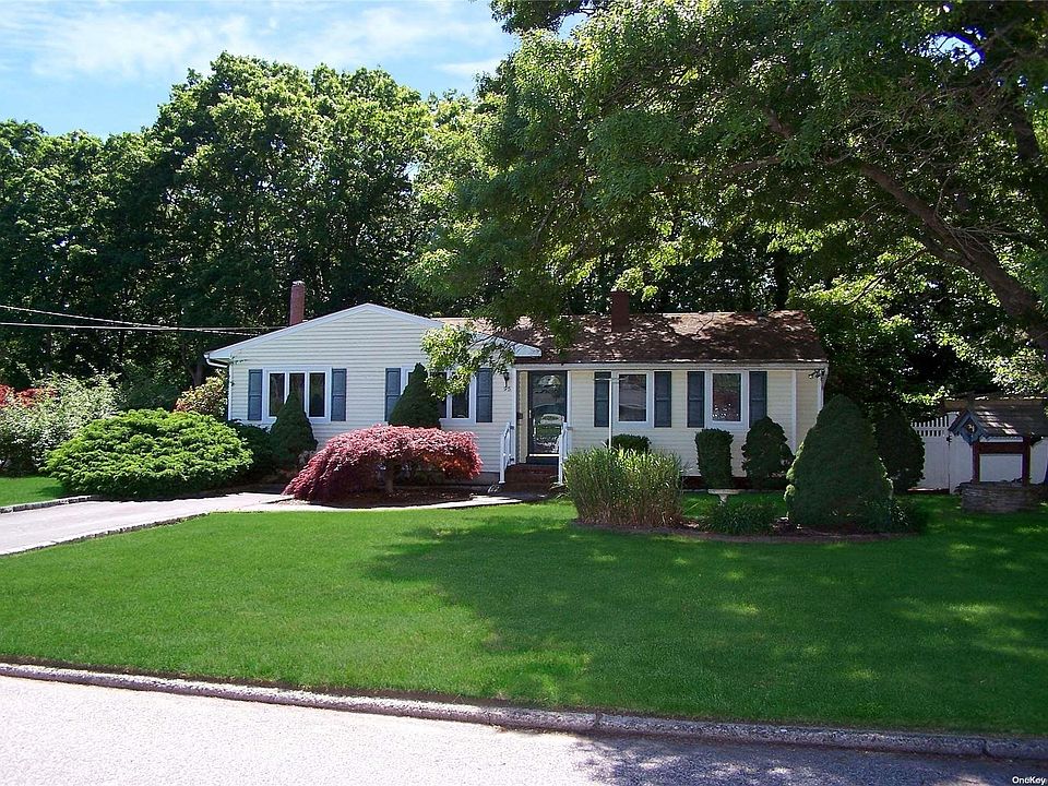 1st image of 95 Fawn Lane E